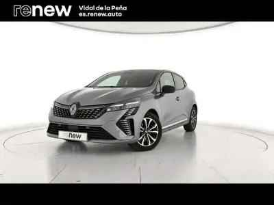 Usado Renault Clio V Techno 100 CV (73 kW) 2025 Gris Berlina