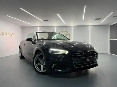 Usado Audi A5 Cabriolet Premium 150 CV (110 kW) 2018 Gris / plata Descapotable