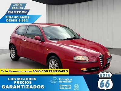 Blanco Usado 2003 Alfa Romeo 147 Distinctive Utilitario | 3990 € (Precio justo)