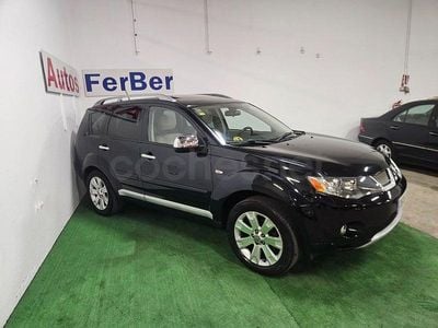 Usado Mitsubishi Outlander Motion 156 CV (114 kW) 2009 Negro SUV