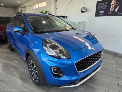 Usado Ford Puma Titanium 125 CV (91 kW) 2024 Azul desert island (metalizado) SUV
