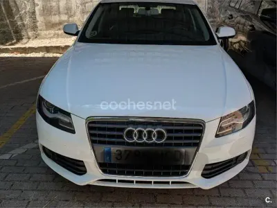 Usado Audi A4 136 CV (100 kW) 2011 Blanco Berlina