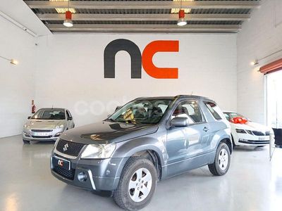 Gris / plata Usado 2006 Suzuki Grand Vitara SUV | 8500 € (Precio justo)