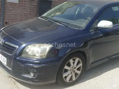 Usado Toyota Avensis