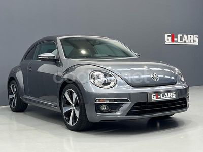 Usado VW Beetle R-line 160 CV (117 kW) 2014 Gris / plata Utilitario