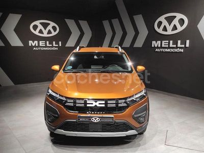 Usado Dacia Sandero Expression 91 CV (66 kW) 2022 Naranja Berlina