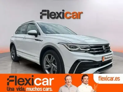 Usado VW Tiguan R-line 150 CV (110 kW) 2023 Blanco SUV