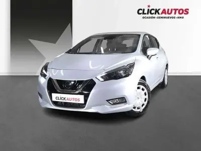 Usado Nissan Micra Acenta 101 CV (74 kW) 2022 Plateado Utilitario