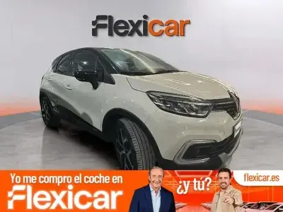 Usado Renault Captur Zen 130 CV (95 kW) 2019 Beige SUV
