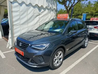 Usado Seat Arona FR 116 CV (85 kW) 2024 Gris SUV