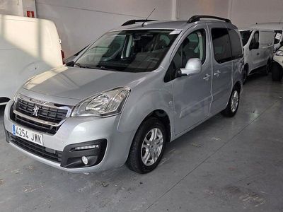 Gris / plata Usado 2016 Peugeot Partner Tepee Style Monovolumen | 11.990 € (Precio justo)