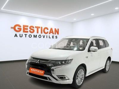 Mitsubishi Outlander P-HEV