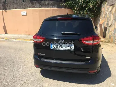 Usado Ford C-MAX Titanium 125 CV (91 kW) 2016 Negro Monovolumen