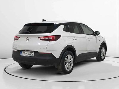 Używany Opel Grandland X Selective 130 KM (95 kW) 2019 Biały SUV