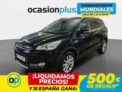 Usado Ford Kuga Titanium 120 CV (88 kW) 2015 Negro SUV
