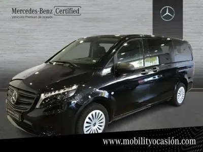 Używany Mercedes Vito 163 KM (119 kW) 2023 Czarny Van