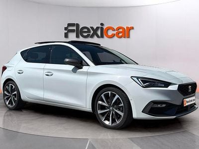 Usado Seat Leon FR 150 CV (110 kW) 2021 Blanco Berlina