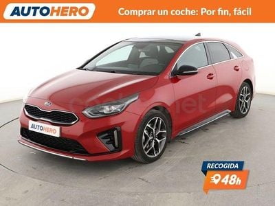 Usado Kia ProCeed GT-Line 140 CV (102 kW) 2020 Rojo Familiar