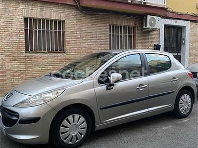 Usado Peugeot 207 90 CV (66 kW) 2006 Gris / plata Berlina