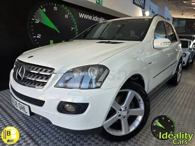 Usado Mercedes ML320 AMG Edition 1 224 CV (164 kW) 2008 Blanco SUV