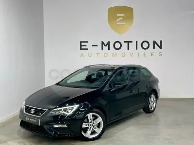 Usado Seat Leon FR 150 CV (110 kW) 2019 Negro Familiar