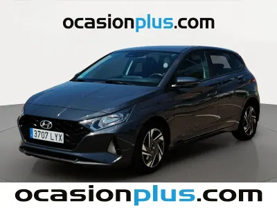 Usado Hyundai i20 100 CV (73 kW) 2022 Gris Utilitario