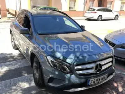 Usado Mercedes GLA200 Style 177 CV (130 kW) 2015 Azul SUV