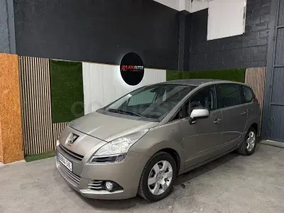 Usado Peugeot 5008
