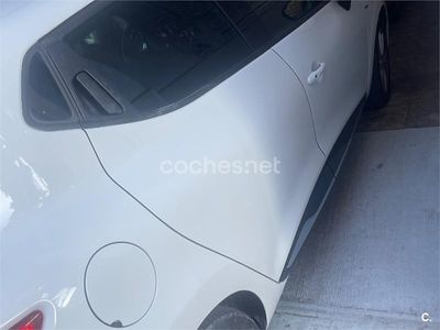 Usado Renault Clio IV LIMITED 90 CV (66 kW) 2016 Blanco Berlina