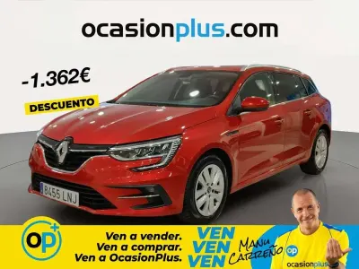 Usado Renault Mégane GrandTour Intens 116 CV (85 kW) 2021 Rojo Familiar