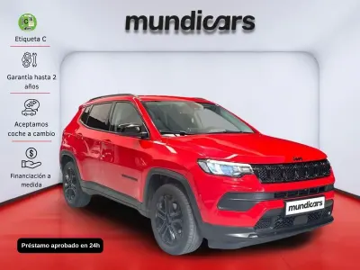 Usado Jeep Compass Night Eagle 131 CV (96 kW) 2022 Naranja SUV