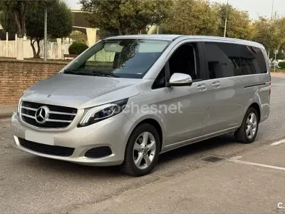 Usado Mercedes V220 Avantgarde 163 CV (119 kW) 2015 Gris / plata Monovolumen