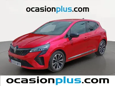 Usado Renault Clio Techno 91 CV (66 kW) 2024 Rojo Utilitario