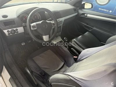 Opel Astra GTC