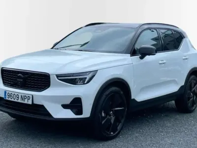 Nuevo Volvo XC40 Plus 163 CV (119 kW) 2026 Blanco SUV