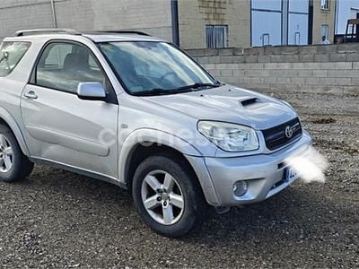 Usado Toyota RAV4 Executive 116 CV (85 kW) 2005 Gris / plata SUV