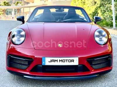 Porsche 911 Carrera 4 GTS
