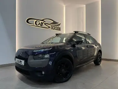 Usado Citroën C4 Cactus Feel 100 CV (73 kW) 2014 Azul Utilitario