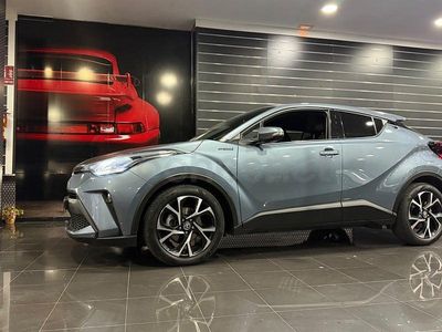 Usado Toyota C-HR Advance 122 CV (89 kW) 2022 Gris / plata SUV