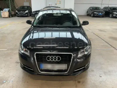 Usado Audi A3 Ambition 140 CV (102 kW) 2011 Negro Utilitario