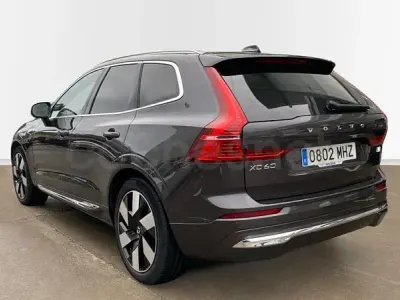 Usado Volvo XC60 Ultimate 350 CV (257 kW) 2023 Gris SUV