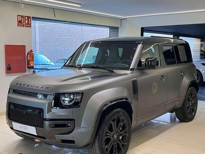 Verde Nuevo 2025 Land Rover Defender SUV | 217.900 €