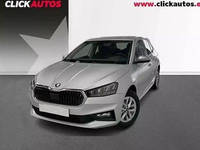 Usado Skoda Fabia Selection 95 CV (69 kW) 2025 Blanco Utilitario