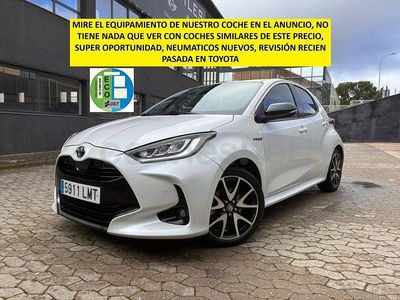 Usado Toyota Yaris Hybrid Style 116 CV (85 kW) 2021 Blanco Berlina