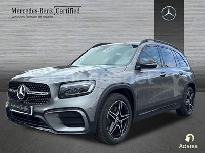 Gris / plata Usado 2024 Mercedes GLB200 SUV | 50.000 € (Caro)