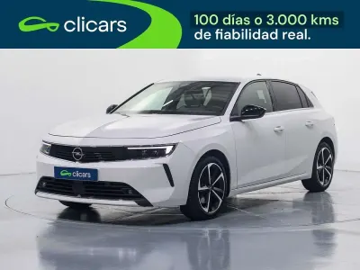 Usado Opel Astra Elegance 131 CV (96 kW) 2022 Blanco Utilitario