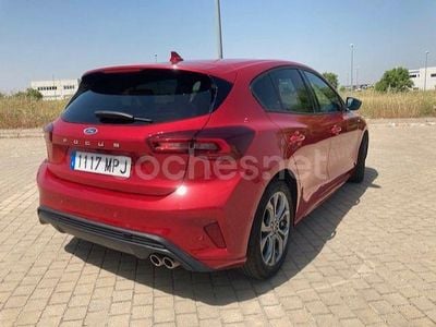 Granate Usado 2024 Ford Focus ST-Line X Berlina | 23.900 € (Caro)