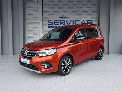 Usado Renault Kangoo Techno 95 CV (69 kW) 2022 Naranja Monovolumen