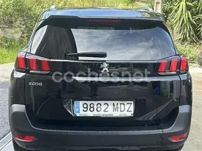 Usado Peugeot 5008 Active 130 CV (95 kW) 2018 Negro SUV