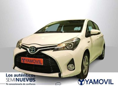 Blanco Usado 2015 Toyota Yaris Hybrid Active Utilitario | 11.950 € (Precio justo)